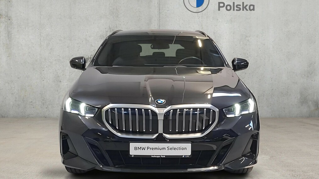 BMW Serii 5, 520