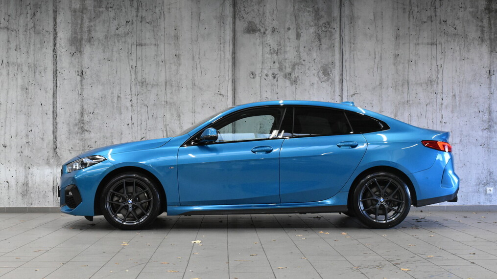 BMW Serii 2, 220