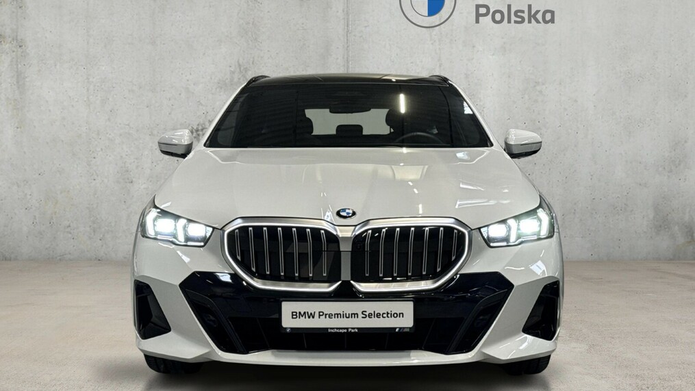 BMW Serii 5, 520