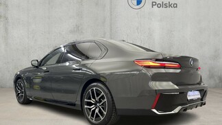 BMW Serii 7, 740