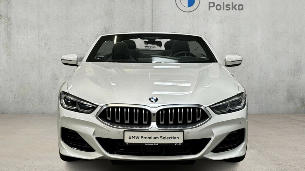 BMW Serii 8, 840