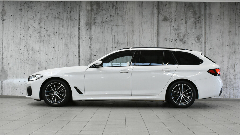 BMW Serii 5, 520
