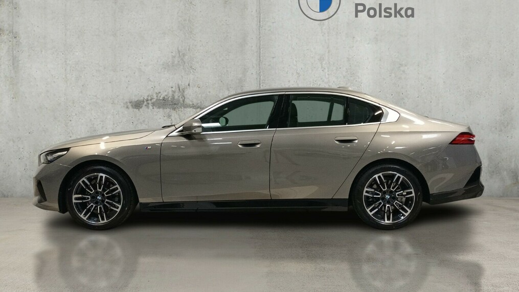 BMW Seria 5, 520