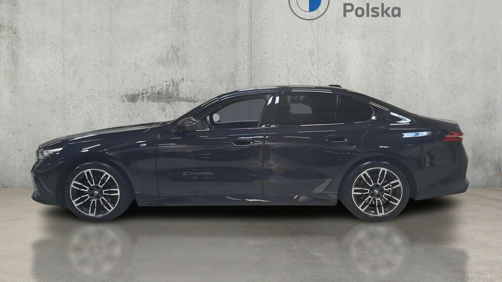 BMW Serii 5, 520