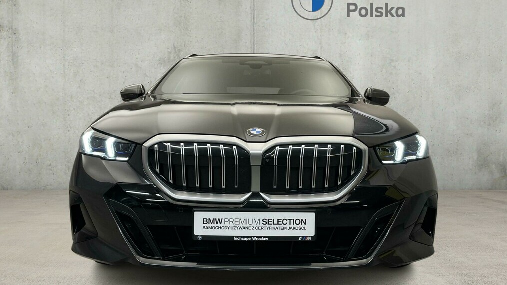 BMW Serii 5, 520