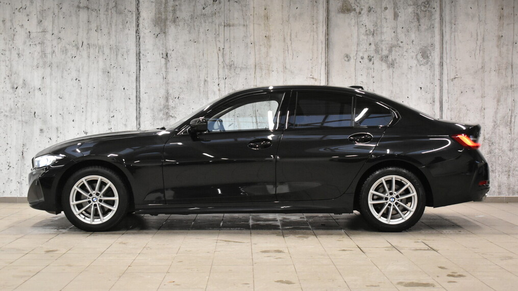 BMW Serii 3, 320