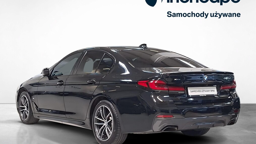 BMW Serii 5, 520