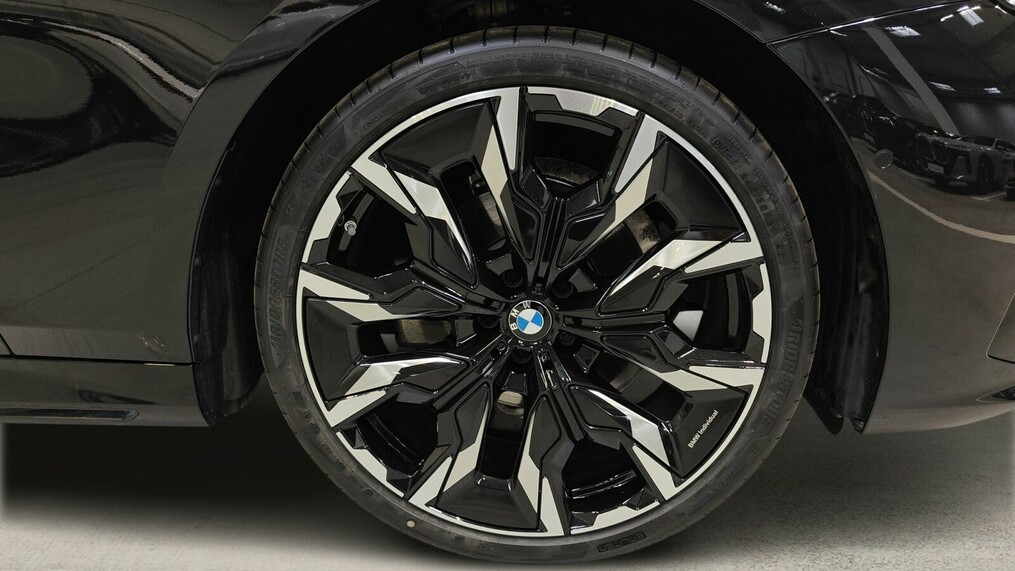 BMW Seria 5, 520