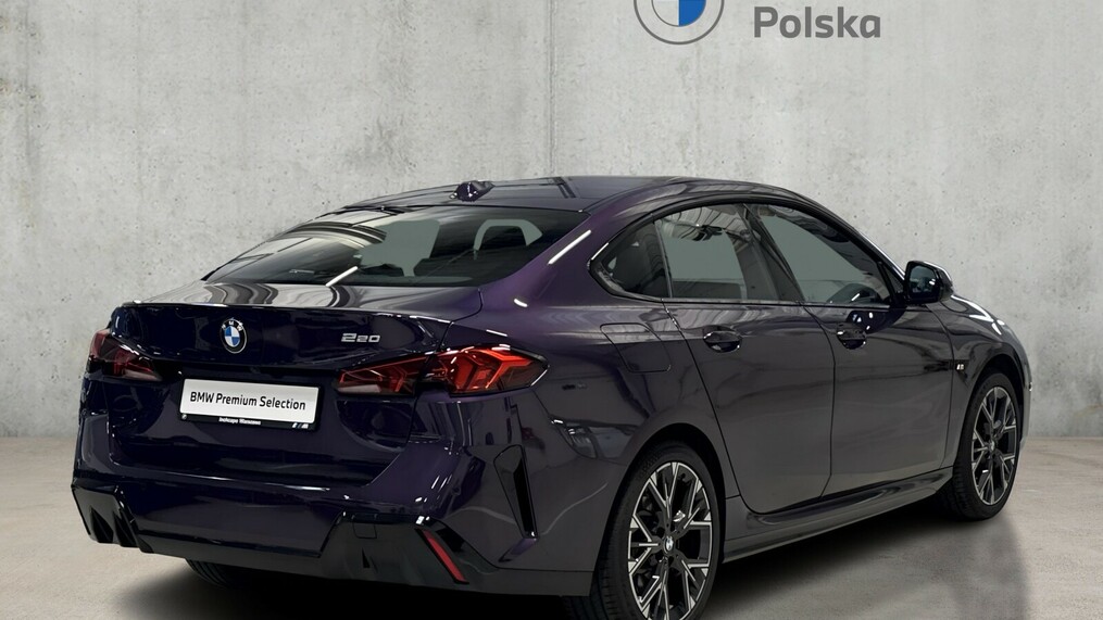 BMW Serii 2, 220