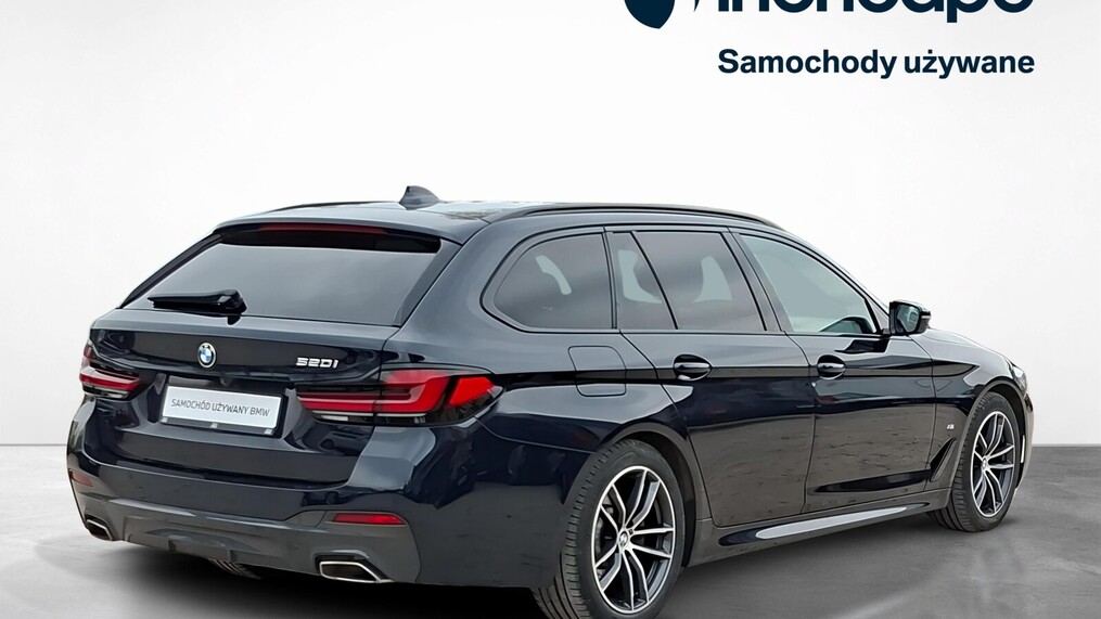BMW Serii 5, 520