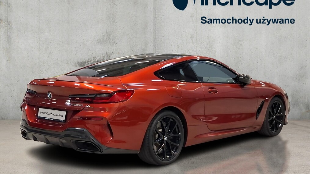 BMW Serii 8, 850