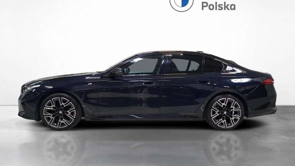 BMW Serii 5, 520
