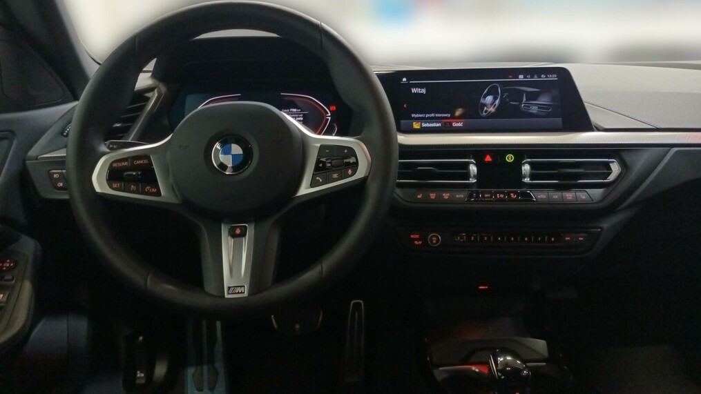 BMW Seria 2 218