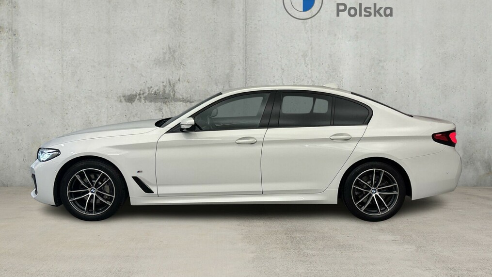 BMW Serii 5, 530