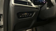 BMW Serii 3, 330