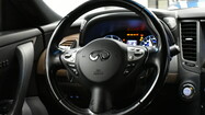 Infiniti QX70
