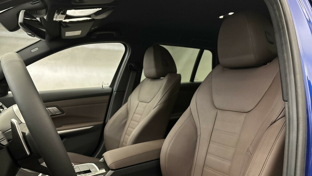 BMW Serii 3, 320