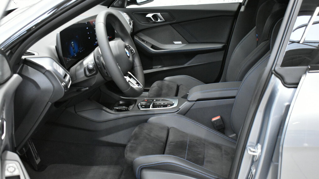 BMW Seria 2 218