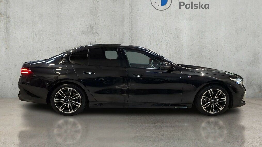 BMW Serii 5, 540