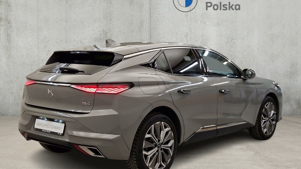 DS Automobiles DS 4