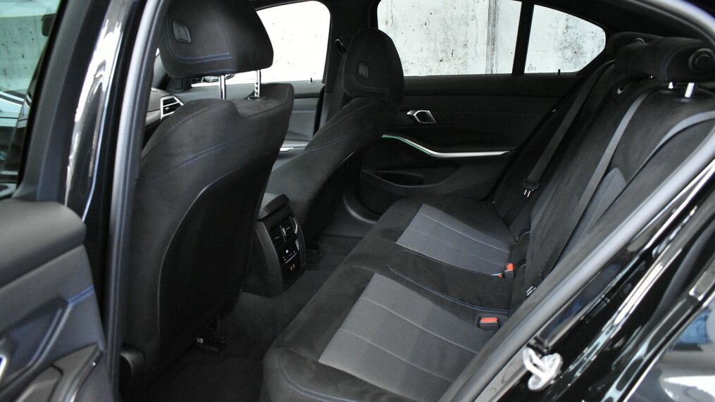 BMW Seria 3, 320