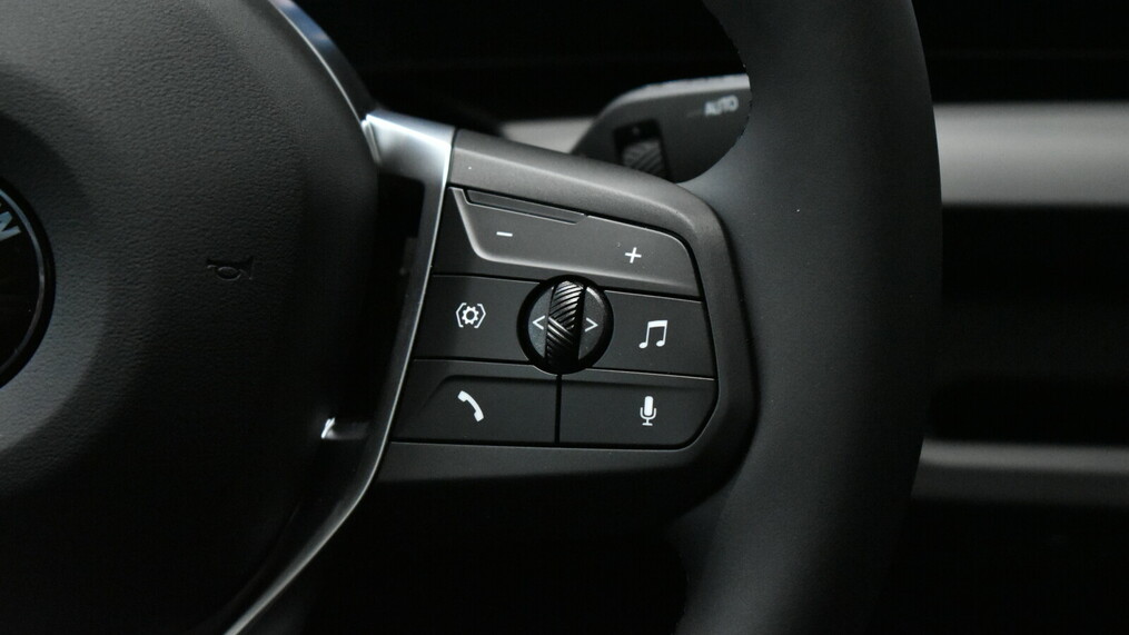 BMW Seria 2, 220