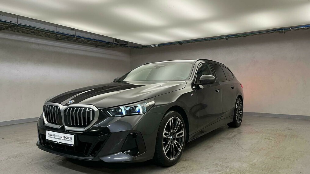 BMW Serii 5, 520