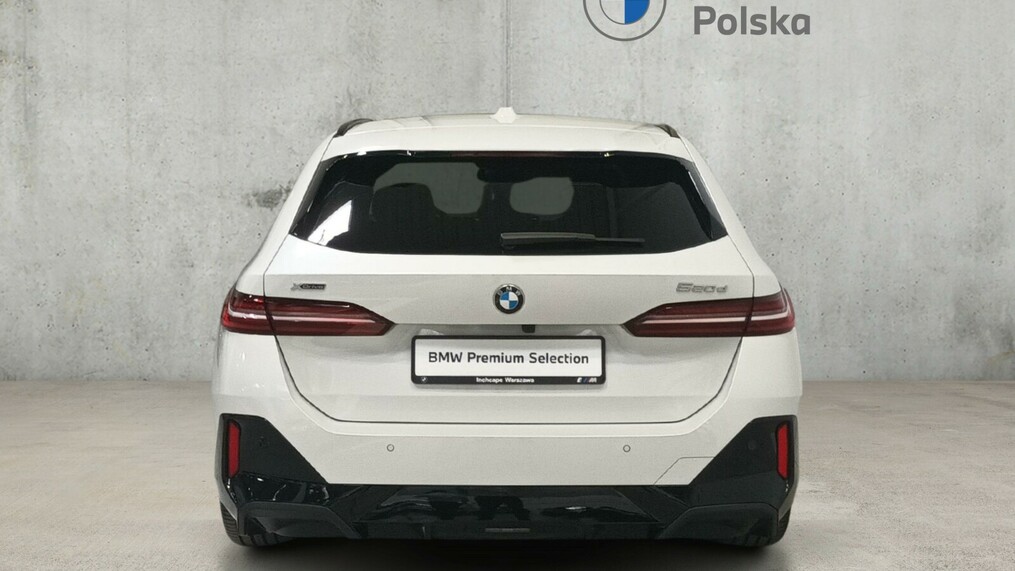 BMW Serii 5, 520