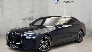BMW Serii 7, 740
