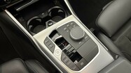 BMW Serii 3, 320