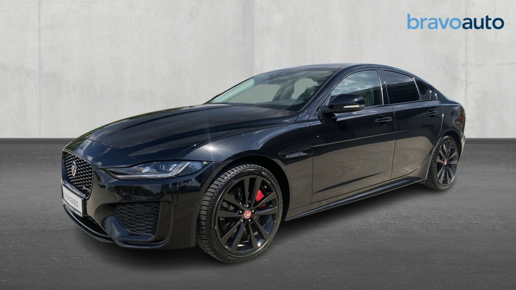 Jaguar XE