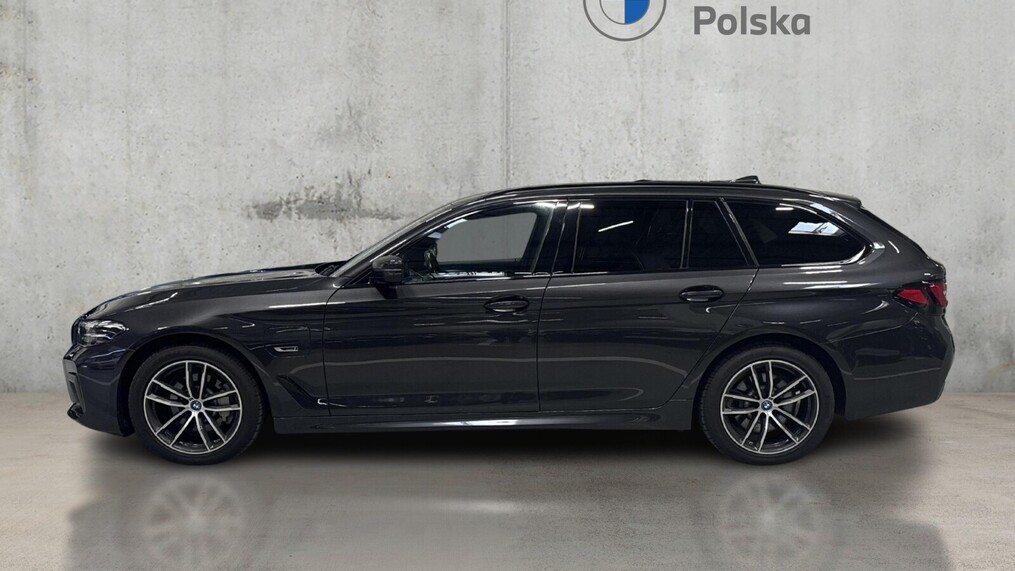 BMW Serii 5, 530