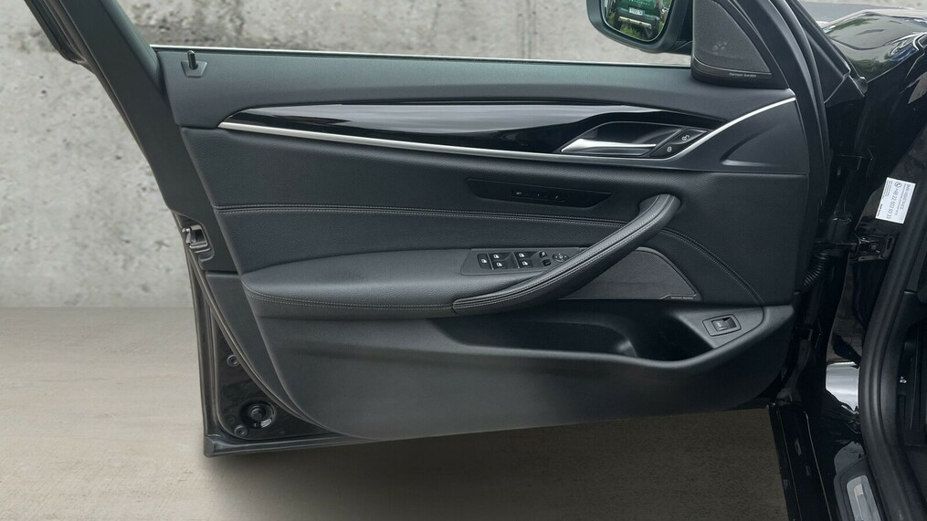 BMW Seria 5 530