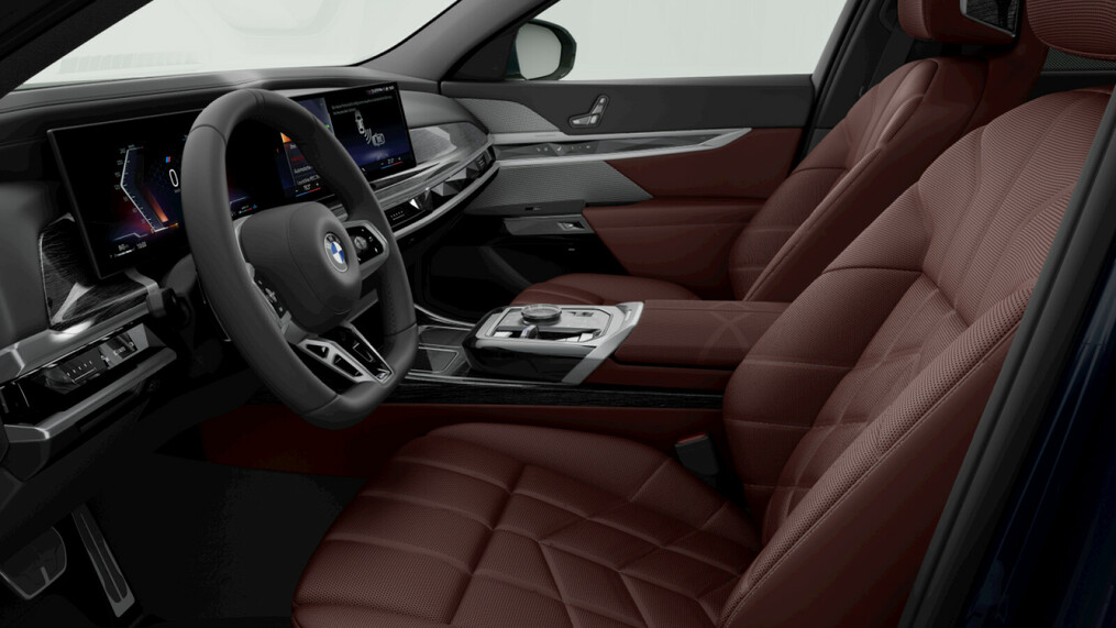 BMW Serii 7, 740