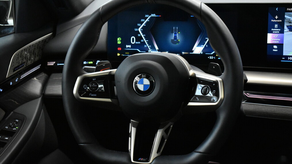 BMW Serii 5, 520