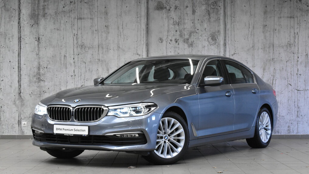 BMW Serii 5, 530