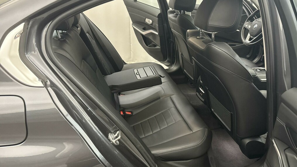 BMW Seria 3 320