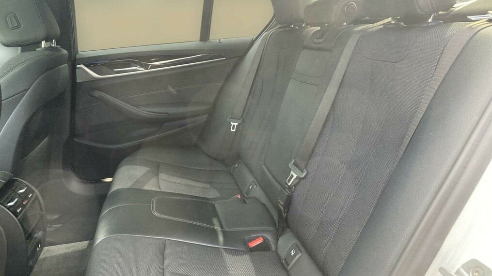 BMW Seria 5 530
