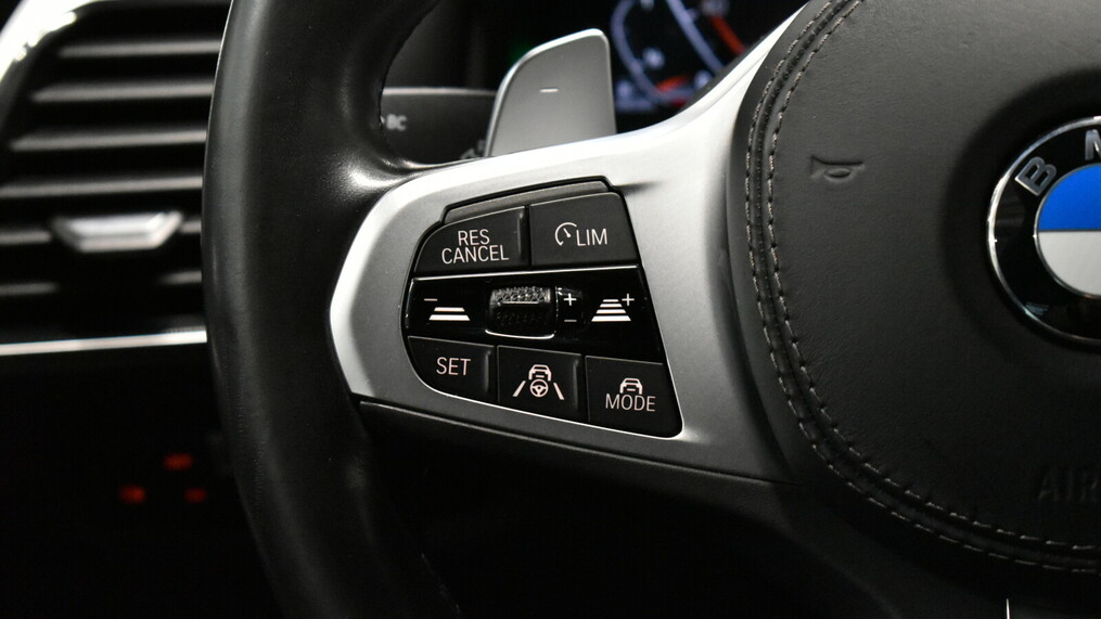 BMW Seria 8 840