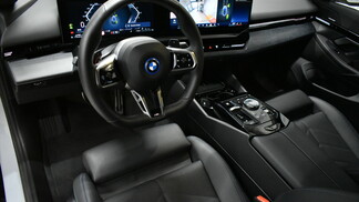 BMW Serii 5, 530