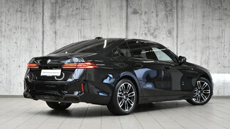 BMW Serii 5, 520