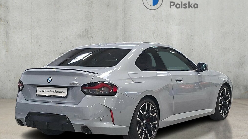 BMW Serii 2, 230