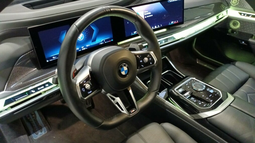 BMW Seria 7 740