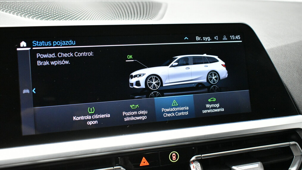 BMW Seria 3, 330