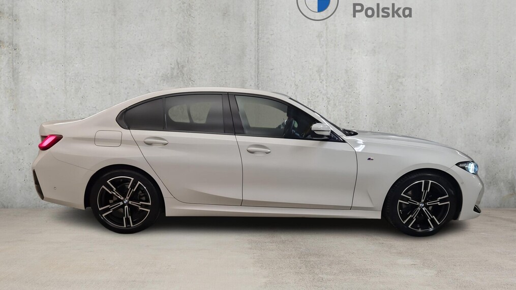 BMW Serii 3, 320