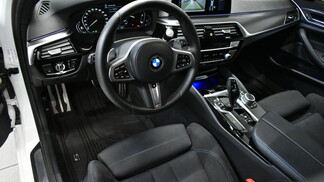 BMW Serii 5, 520