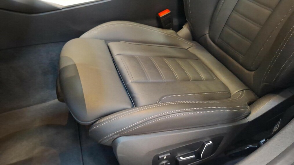 BMW Serii 3, 340