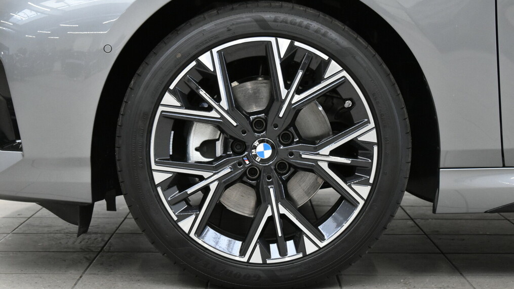 BMW Seria 2 218