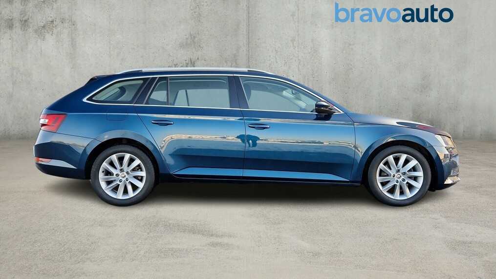 Škoda Superb Combi