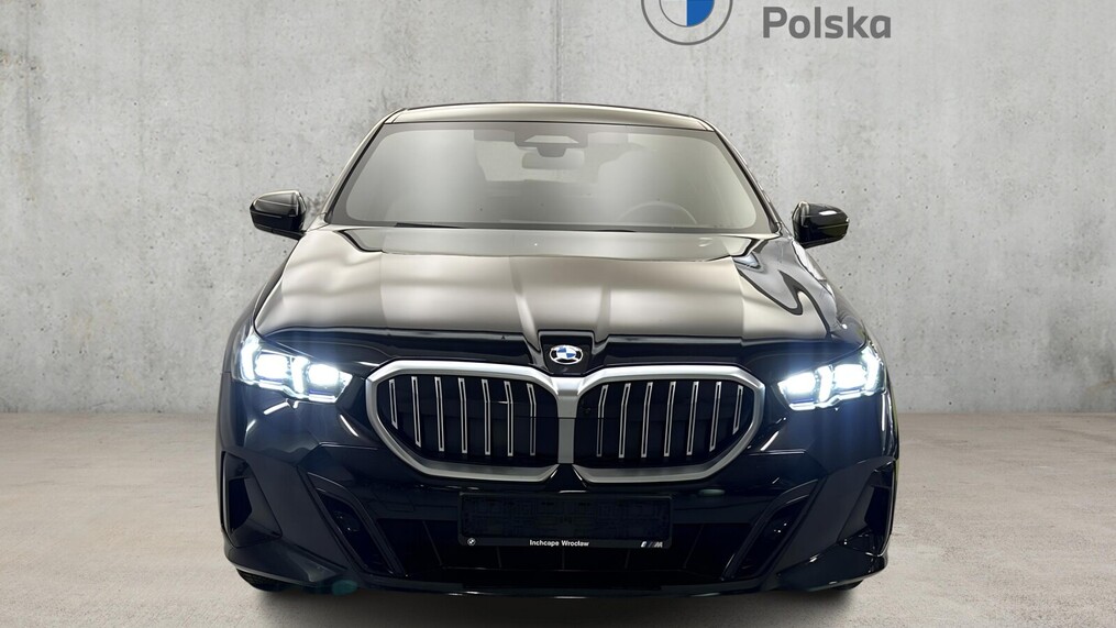 BMW Serii 5, 520